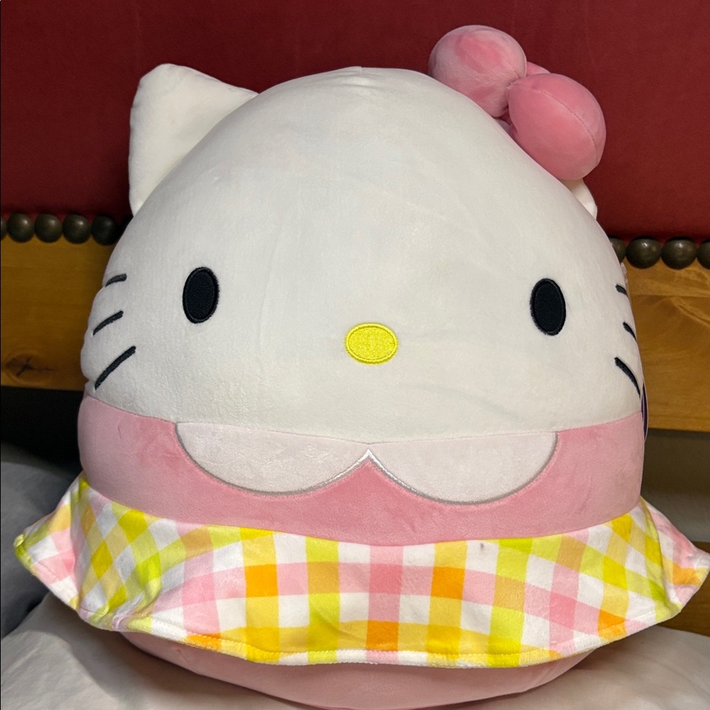 14 in hello kitty squishmellow